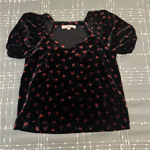 Loft Black and Red Floral Velvet Top size Petite XS - Picture 1 of 6
